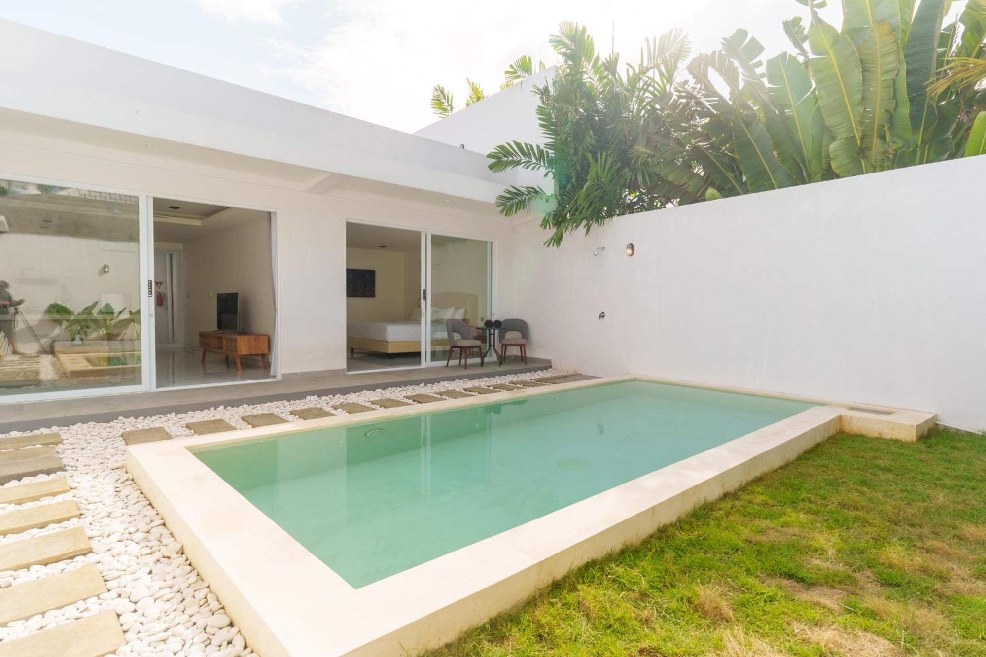 The Capital Hotel And Resort Seminyak Esterno foto