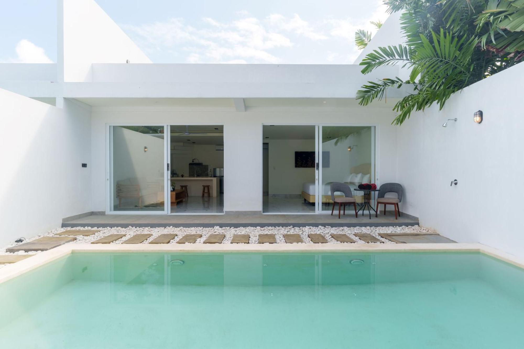 The Capital Hotel And Resort Seminyak Esterno foto