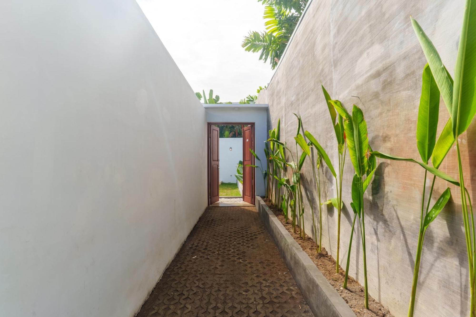 The Capital Hotel And Resort Seminyak Esterno foto