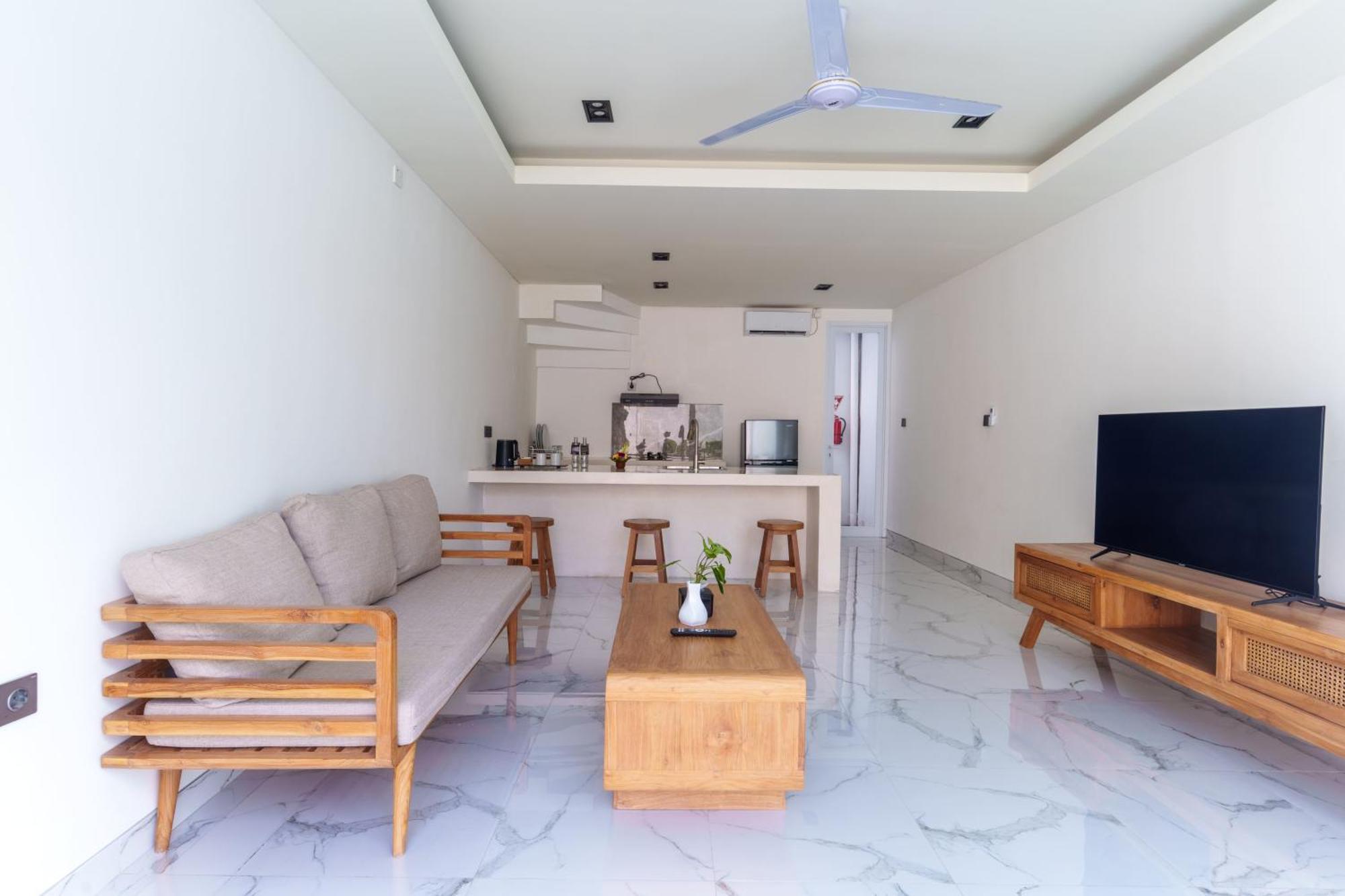 The Capital Hotel And Resort Seminyak Esterno foto